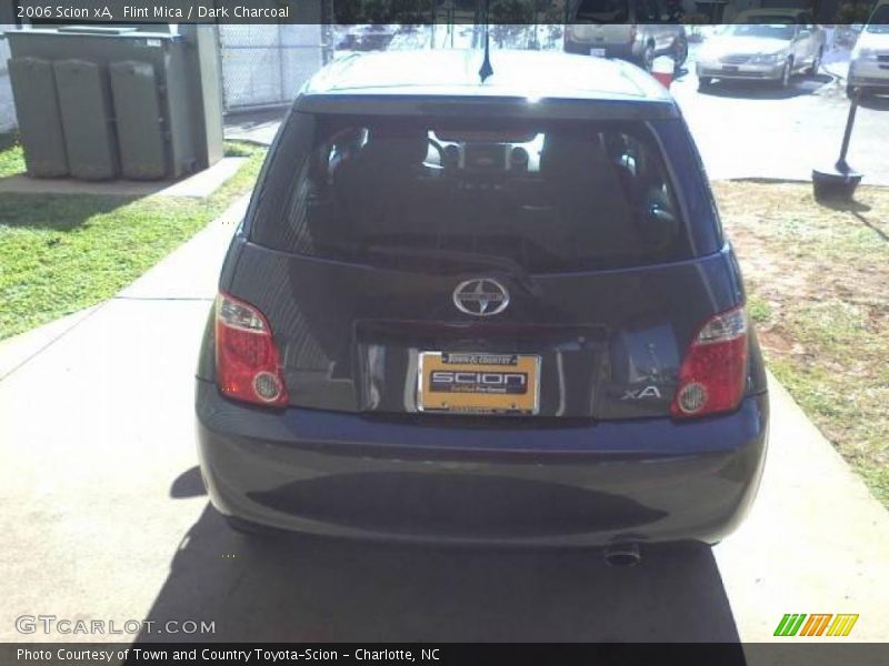 Flint Mica / Dark Charcoal 2006 Scion xA