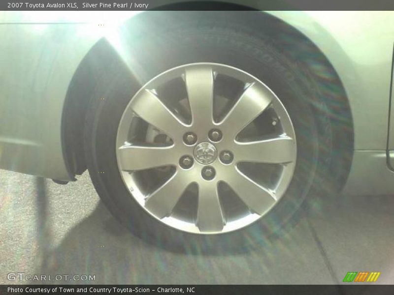 Silver Pine Pearl / Ivory 2007 Toyota Avalon XLS