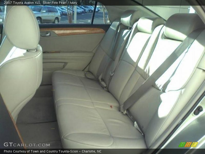 Silver Pine Pearl / Ivory 2007 Toyota Avalon XLS