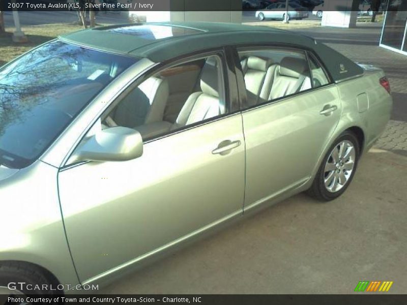 Silver Pine Pearl / Ivory 2007 Toyota Avalon XLS