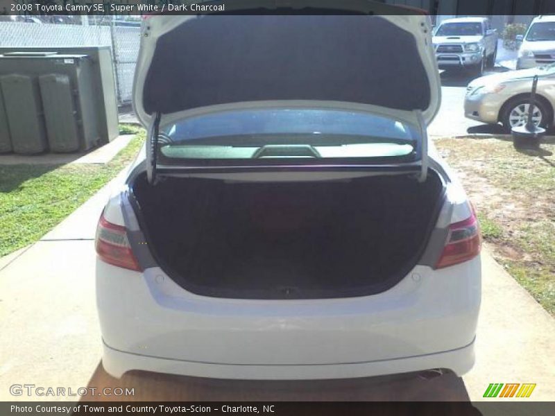 Super White / Dark Charcoal 2008 Toyota Camry SE