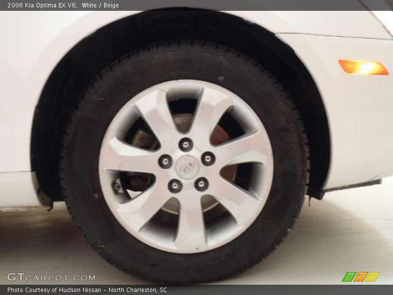 White / Beige 2006 Kia Optima EX V6