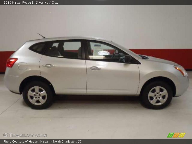 Silver Ice / Gray 2010 Nissan Rogue S