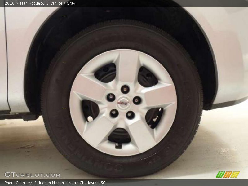 Silver Ice / Gray 2010 Nissan Rogue S