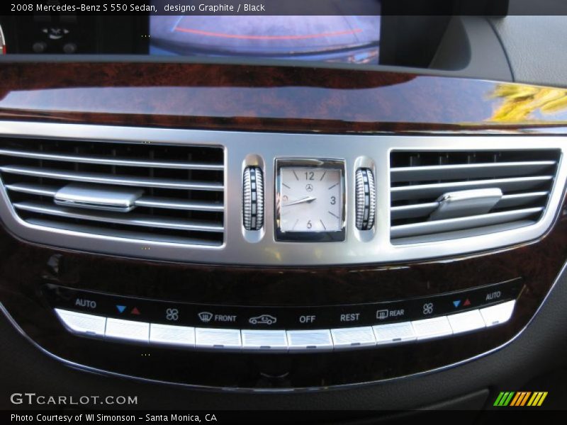 Controls of 2008 S 550 Sedan