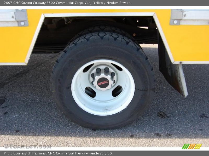 Yellow / Medium Pewter 2007 GMC Savana Cutaway 3500 Commercial Cargo Van