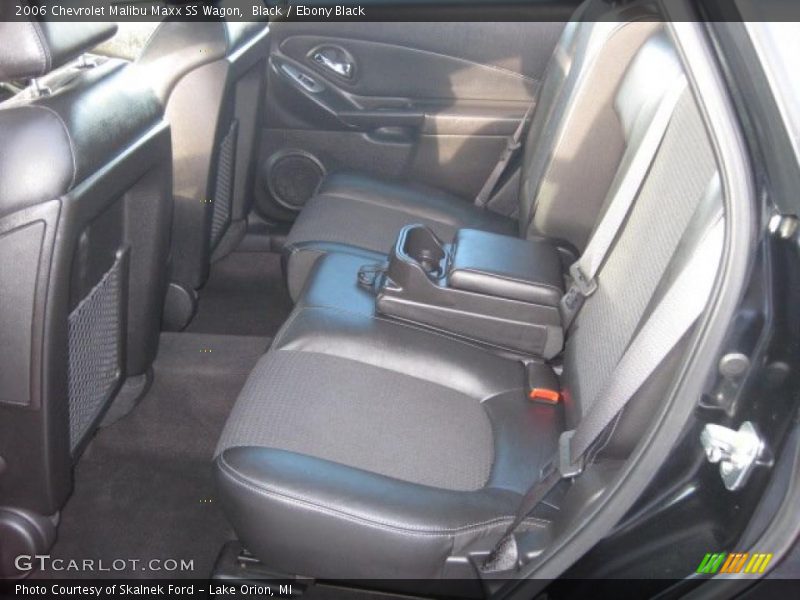  2006 Malibu Maxx SS Wagon Ebony Black Interior