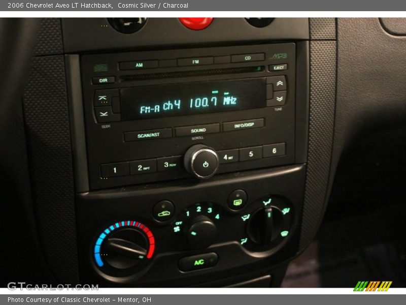 Controls of 2006 Aveo LT Hatchback