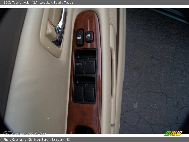 Woodland Pearl / Taupe 2002 Toyota Avalon XLS