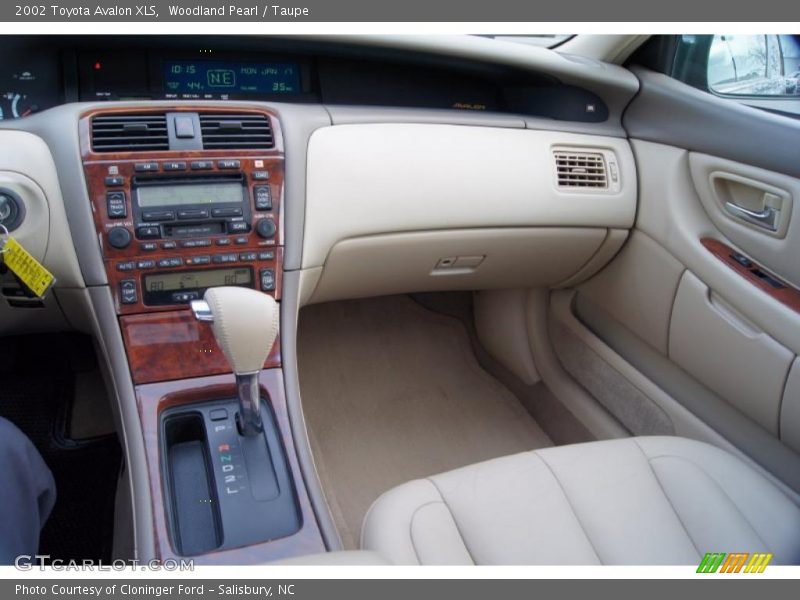 Woodland Pearl / Taupe 2002 Toyota Avalon XLS