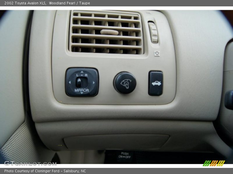 Woodland Pearl / Taupe 2002 Toyota Avalon XLS