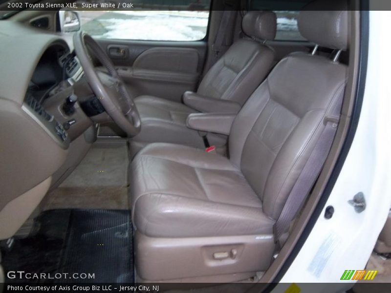 Super White / Oak 2002 Toyota Sienna XLE