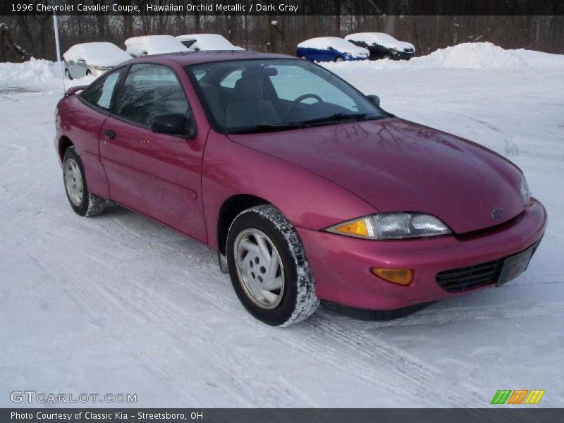 Front 3/4 View of 1996 Cavalier Coupe