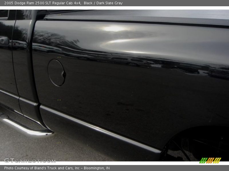 Black / Dark Slate Gray 2005 Dodge Ram 2500 SLT Regular Cab 4x4