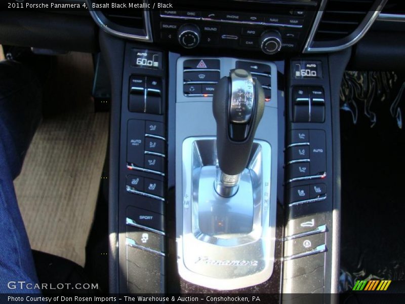 Basalt Black Metallic / Black 2011 Porsche Panamera 4