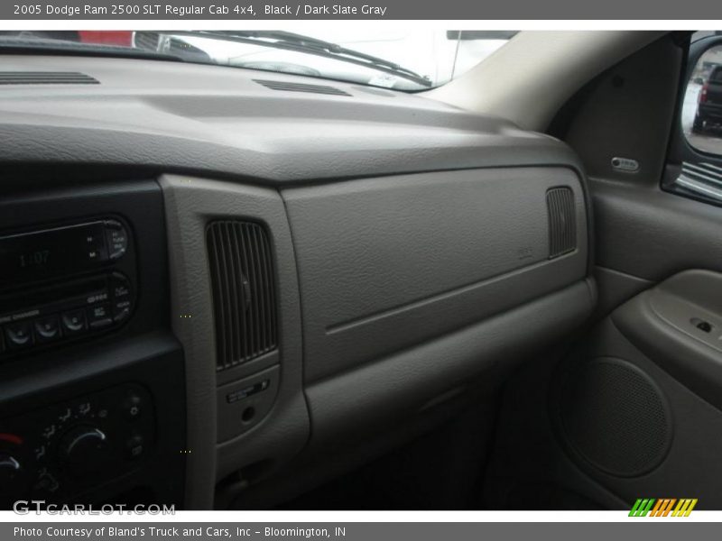 Black / Dark Slate Gray 2005 Dodge Ram 2500 SLT Regular Cab 4x4