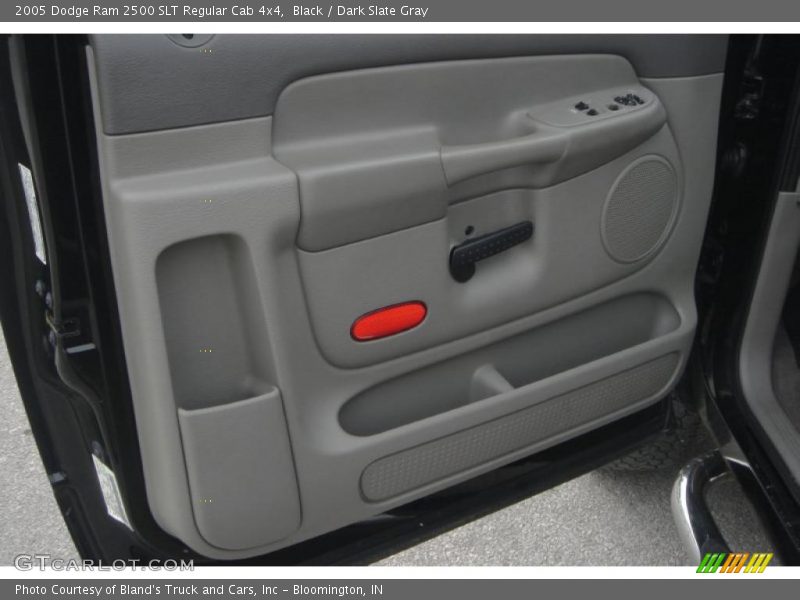 Black / Dark Slate Gray 2005 Dodge Ram 2500 SLT Regular Cab 4x4