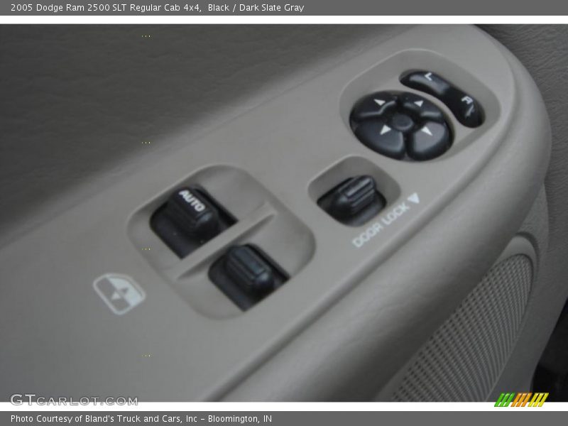 Black / Dark Slate Gray 2005 Dodge Ram 2500 SLT Regular Cab 4x4