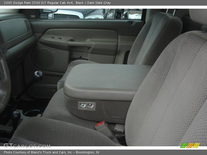 Black / Dark Slate Gray 2005 Dodge Ram 2500 SLT Regular Cab 4x4