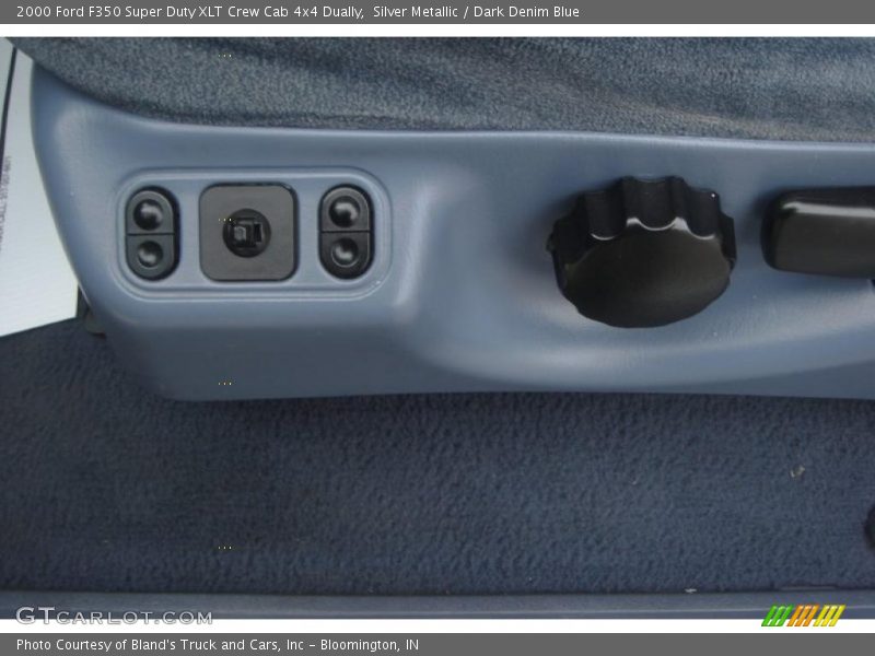 Silver Metallic / Dark Denim Blue 2000 Ford F350 Super Duty XLT Crew Cab 4x4 Dually