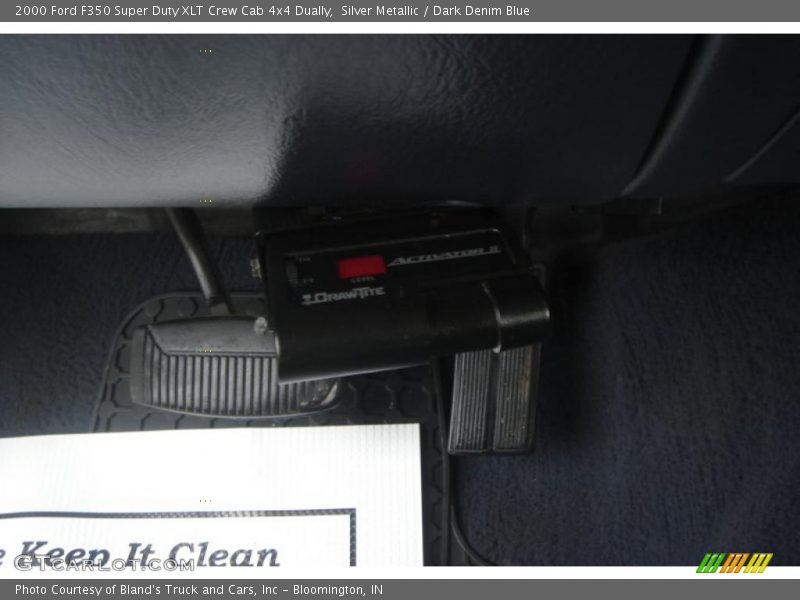 Silver Metallic / Dark Denim Blue 2000 Ford F350 Super Duty XLT Crew Cab 4x4 Dually