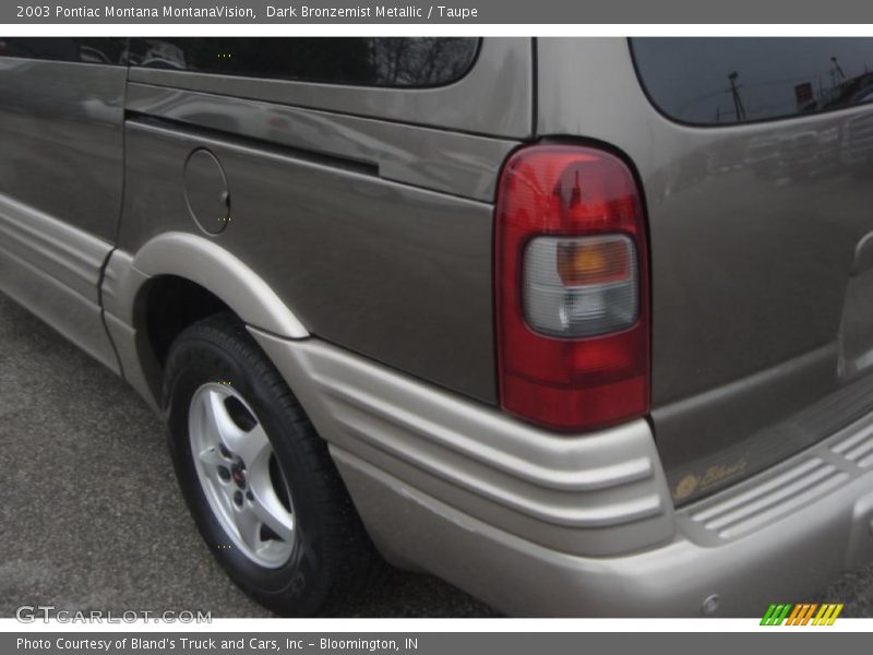 Dark Bronzemist Metallic / Taupe 2003 Pontiac Montana MontanaVision