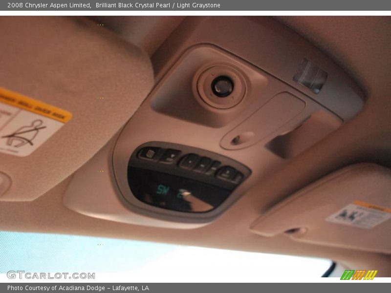 Brilliant Black Crystal Pearl / Light Graystone 2008 Chrysler Aspen Limited