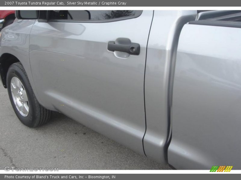 Silver Sky Metallic / Graphite Gray 2007 Toyota Tundra Regular Cab