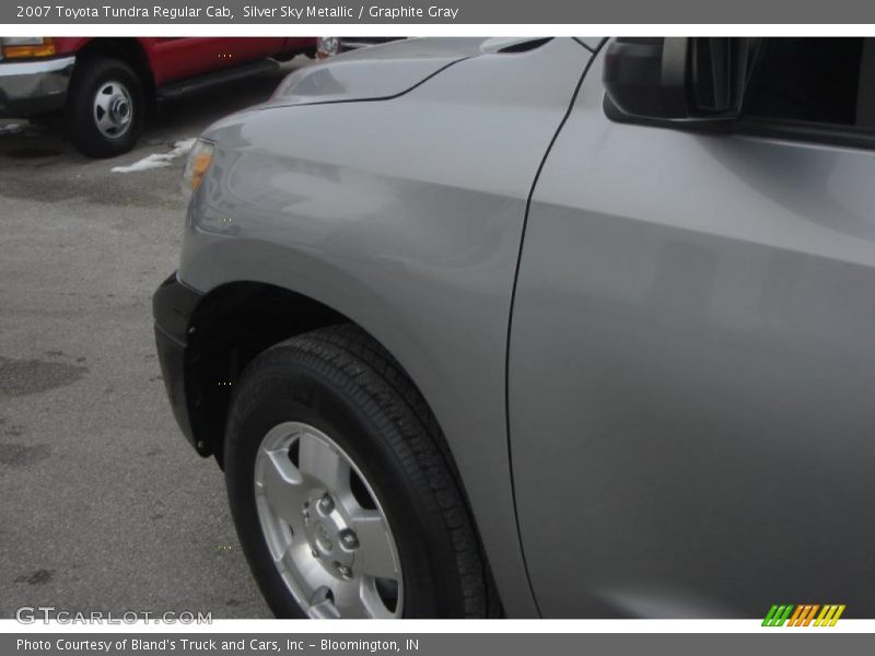 Silver Sky Metallic / Graphite Gray 2007 Toyota Tundra Regular Cab