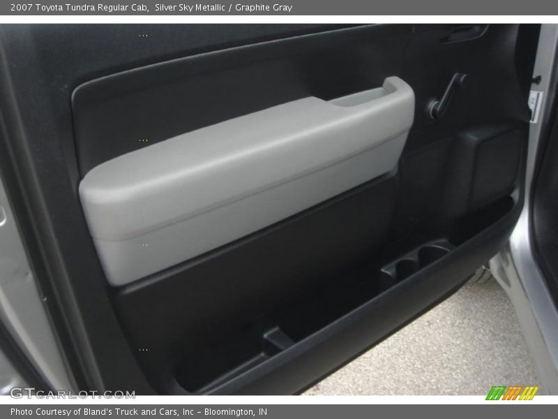 Silver Sky Metallic / Graphite Gray 2007 Toyota Tundra Regular Cab