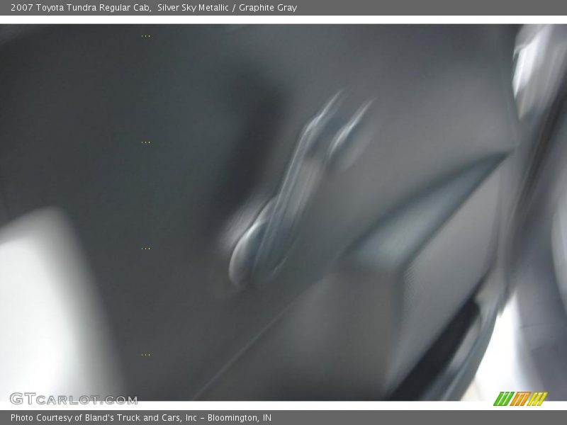 Silver Sky Metallic / Graphite Gray 2007 Toyota Tundra Regular Cab