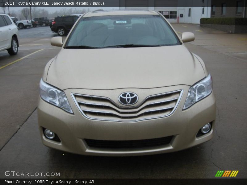 Sandy Beach Metallic / Bisque 2011 Toyota Camry XLE