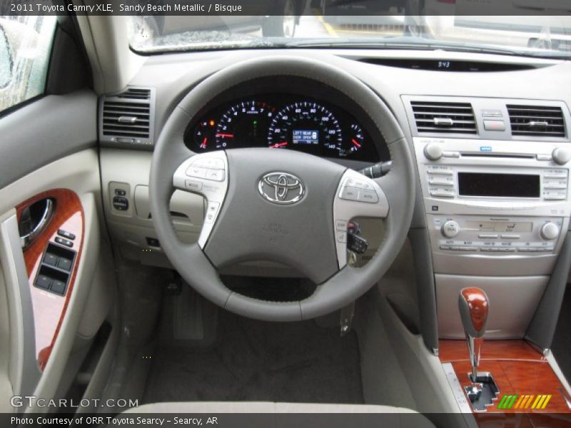 Sandy Beach Metallic / Bisque 2011 Toyota Camry XLE