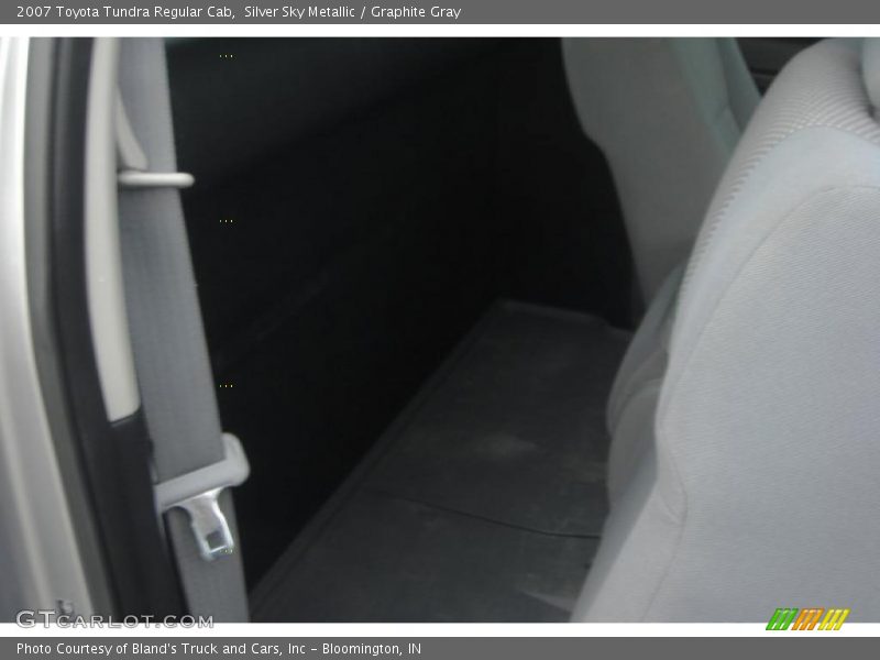 Silver Sky Metallic / Graphite Gray 2007 Toyota Tundra Regular Cab