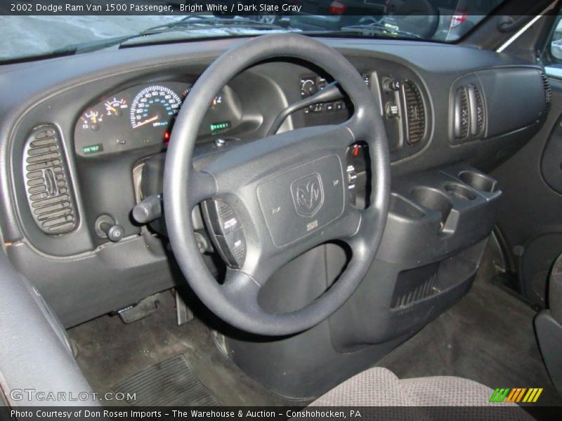Dashboard of 2002 Ram Van 1500 Passenger