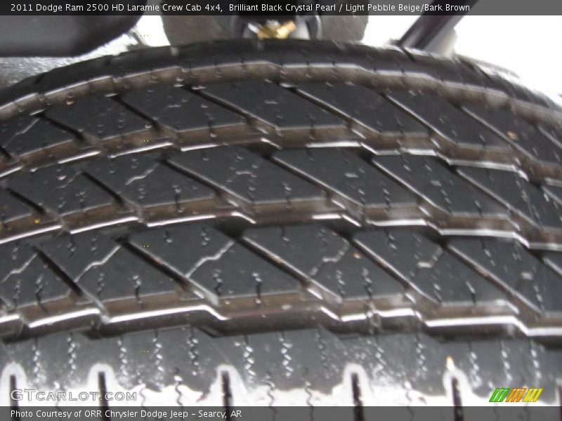 Brilliant Black Crystal Pearl / Light Pebble Beige/Bark Brown 2011 Dodge Ram 2500 HD Laramie Crew Cab 4x4