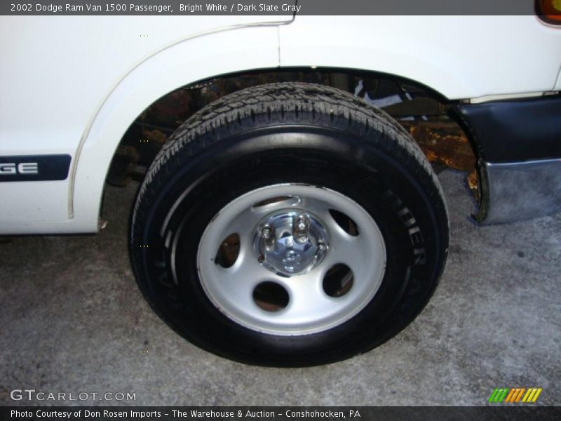 Bright White / Dark Slate Gray 2002 Dodge Ram Van 1500 Passenger