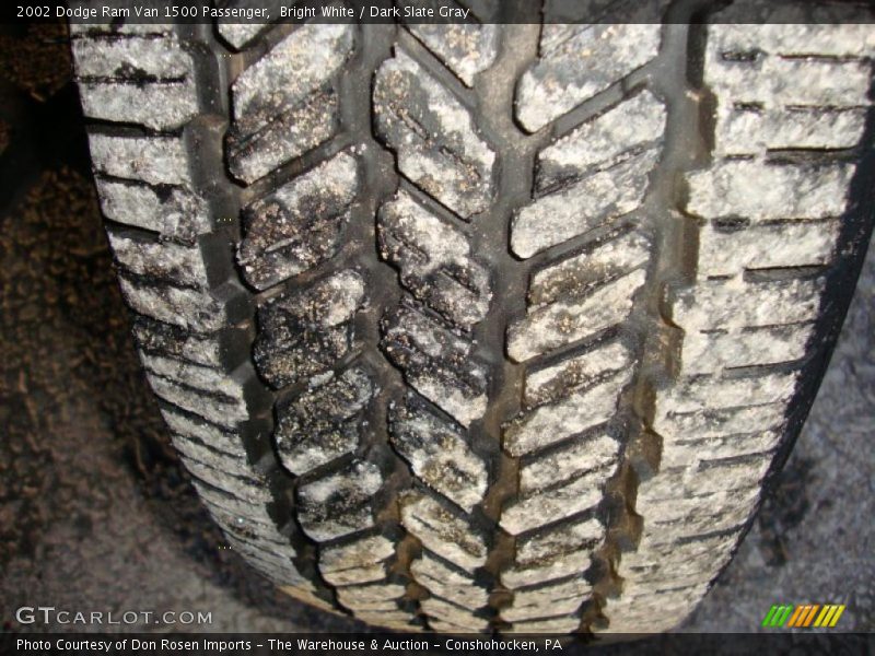 Bright White / Dark Slate Gray 2002 Dodge Ram Van 1500 Passenger