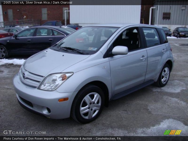 Silver Streak Mica / Dark Charcoal 2005 Scion xA