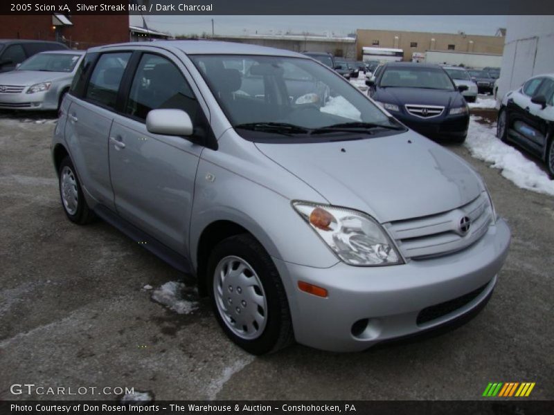 Silver Streak Mica / Dark Charcoal 2005 Scion xA