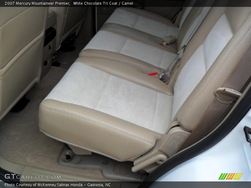 White Chocolate Tri Coat / Camel 2007 Mercury Mountaineer Premier