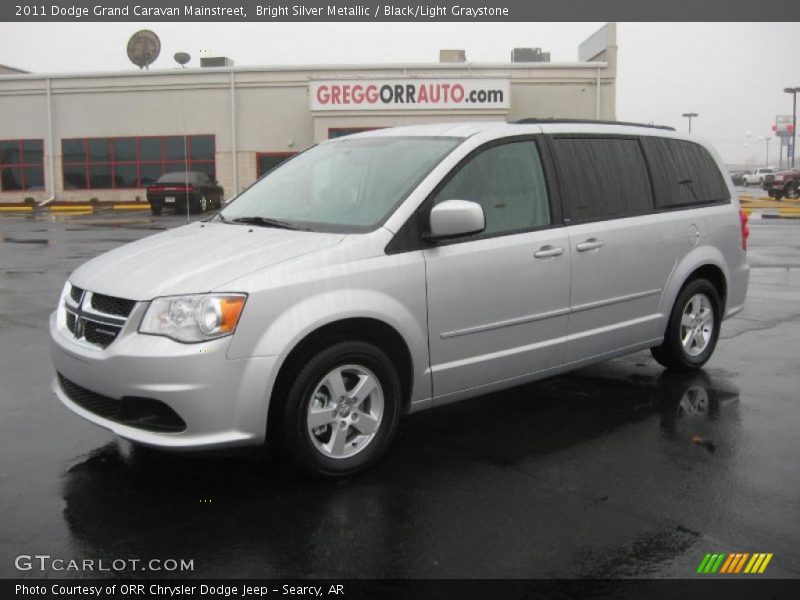 Bright Silver Metallic / Black/Light Graystone 2011 Dodge Grand Caravan Mainstreet