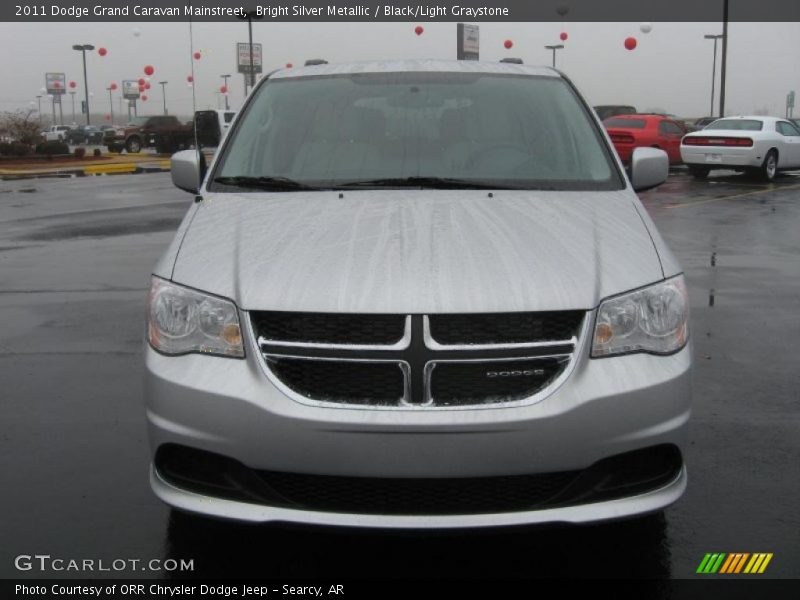 Bright Silver Metallic / Black/Light Graystone 2011 Dodge Grand Caravan Mainstreet