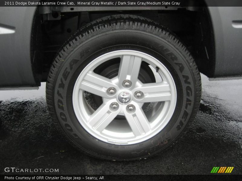  2011 Dakota Laramie Crew Cab Wheel