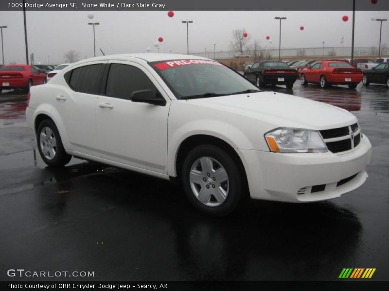 Stone White / Dark Slate Gray 2009 Dodge Avenger SE