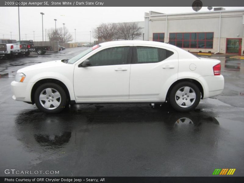 Stone White / Dark Slate Gray 2009 Dodge Avenger SE