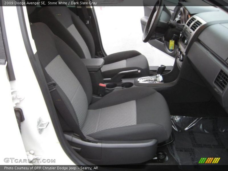 Stone White / Dark Slate Gray 2009 Dodge Avenger SE