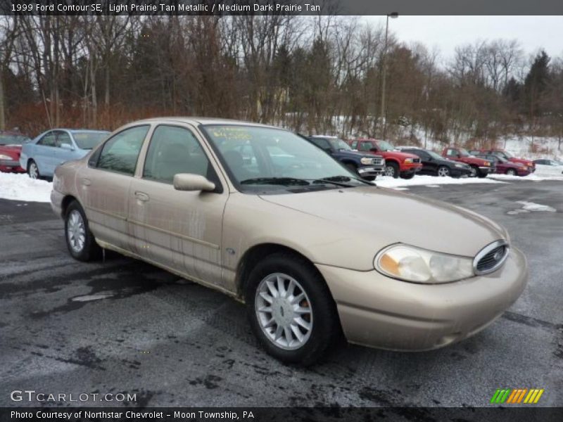 Front 3/4 View of 1999 Contour SE