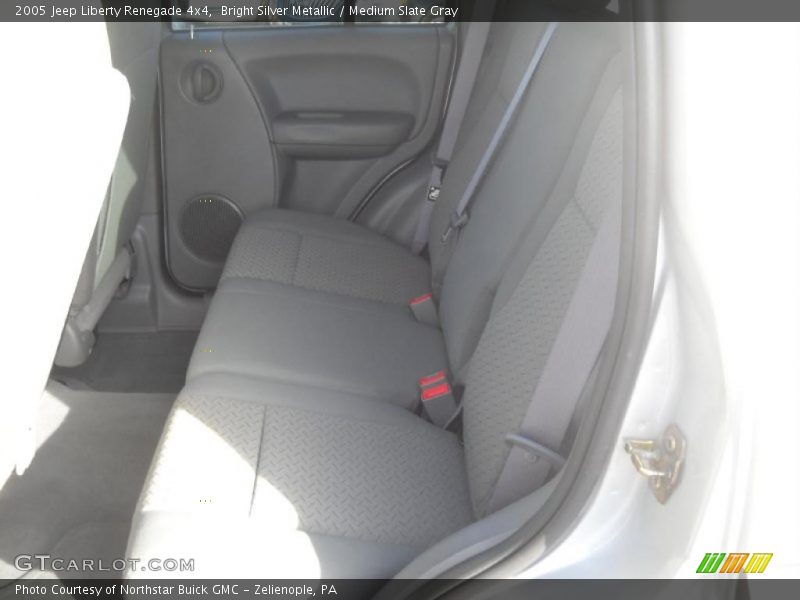 Bright Silver Metallic / Medium Slate Gray 2005 Jeep Liberty Renegade 4x4