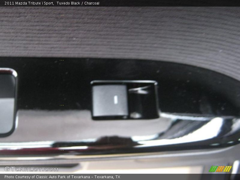 Tuxedo Black / Charcoal 2011 Mazda Tribute i Sport